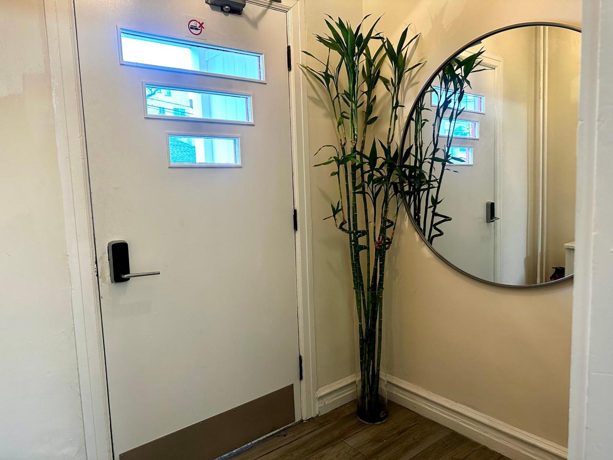 7-A Diamond In Yonkers Apartment Luaran gambar